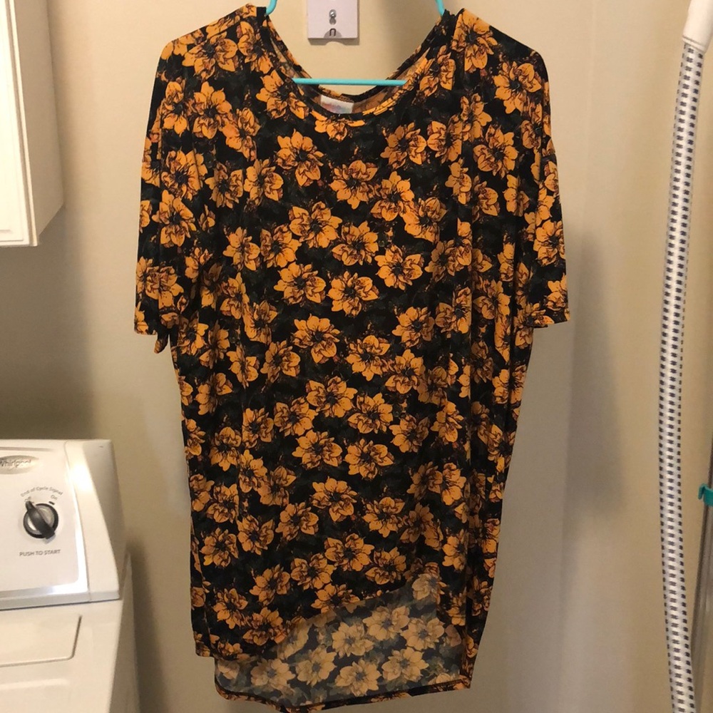 Lularoe shirt